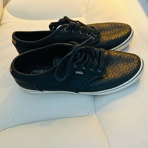 Vans Black Leather Ultra Cushion Women’s Size 8.5